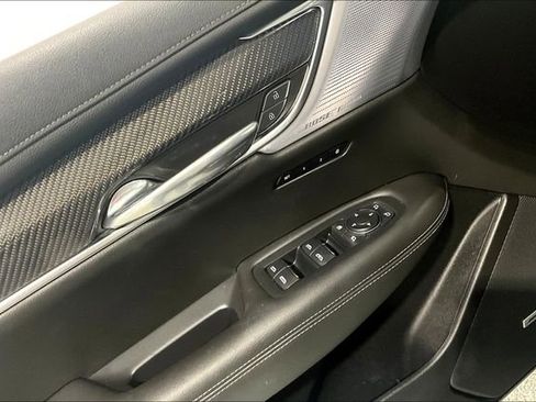 Used 2023 Cadillac XT6 Sport image 38