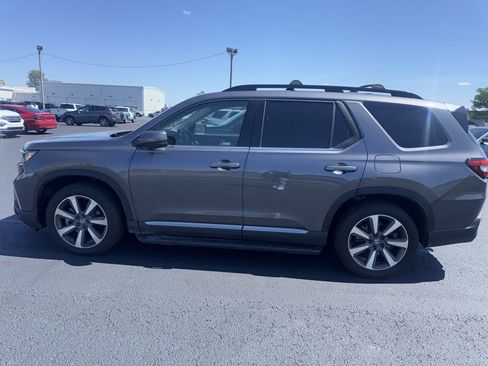 Used 2024 Honda Pilot Elite image 4