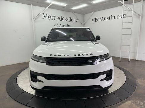 Used 2023 Land Rover Range Rover Sport SE AWD/4WD image 2