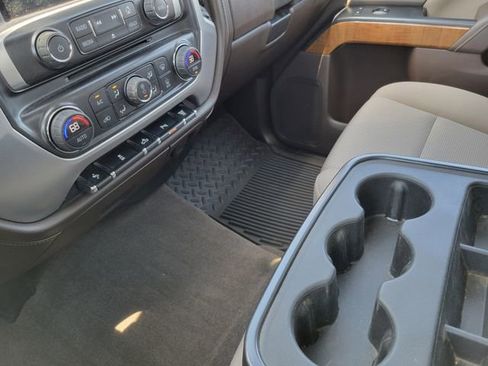 Used 2015 GMC Sierra 2500 SLE w/ SLE Preferred Package AWD/4WD image 20