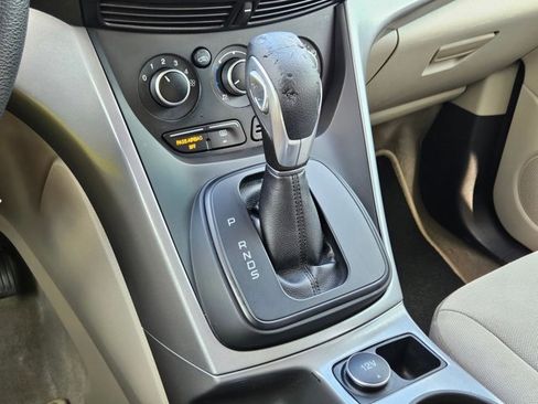 Used 2015 Ford Escape SE image 12