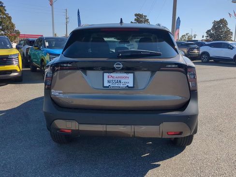 New 2026 Nissan Kicks SV w/ SV Premium Package image 5