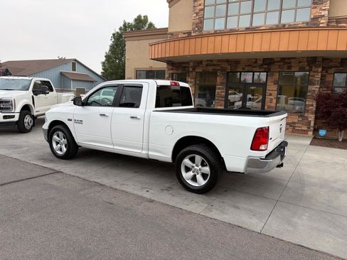 Used 2017 RAM 1500 Classic SLT AWD/4WD image 24