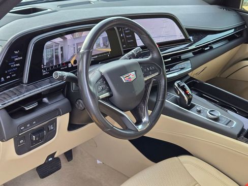 Used 2021 Cadillac Escalade Premium Luxury w/ Driver Assist Tech Package image 10