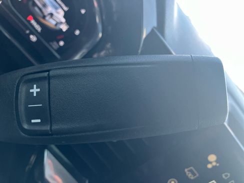 Used 2025 GMC Sierra 1500 Elevation AWD/4WD image 20