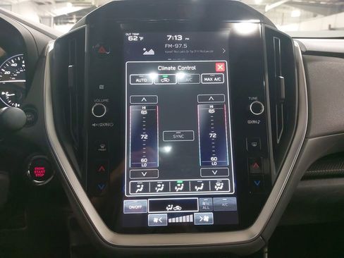 Certified 2025 Subaru Crosstrek 2.0i Premium image 25