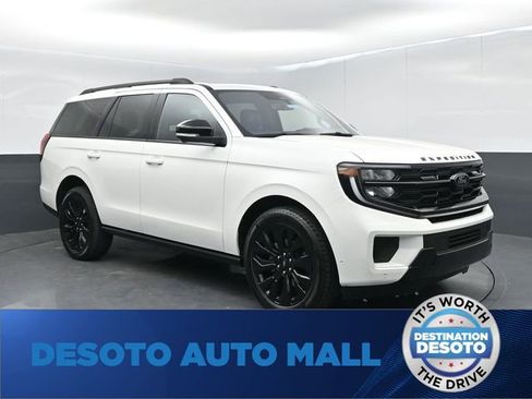 Certified 2025 Ford Expedition Platinum w/ Stealth Appearance Package AWD/4WD image 2