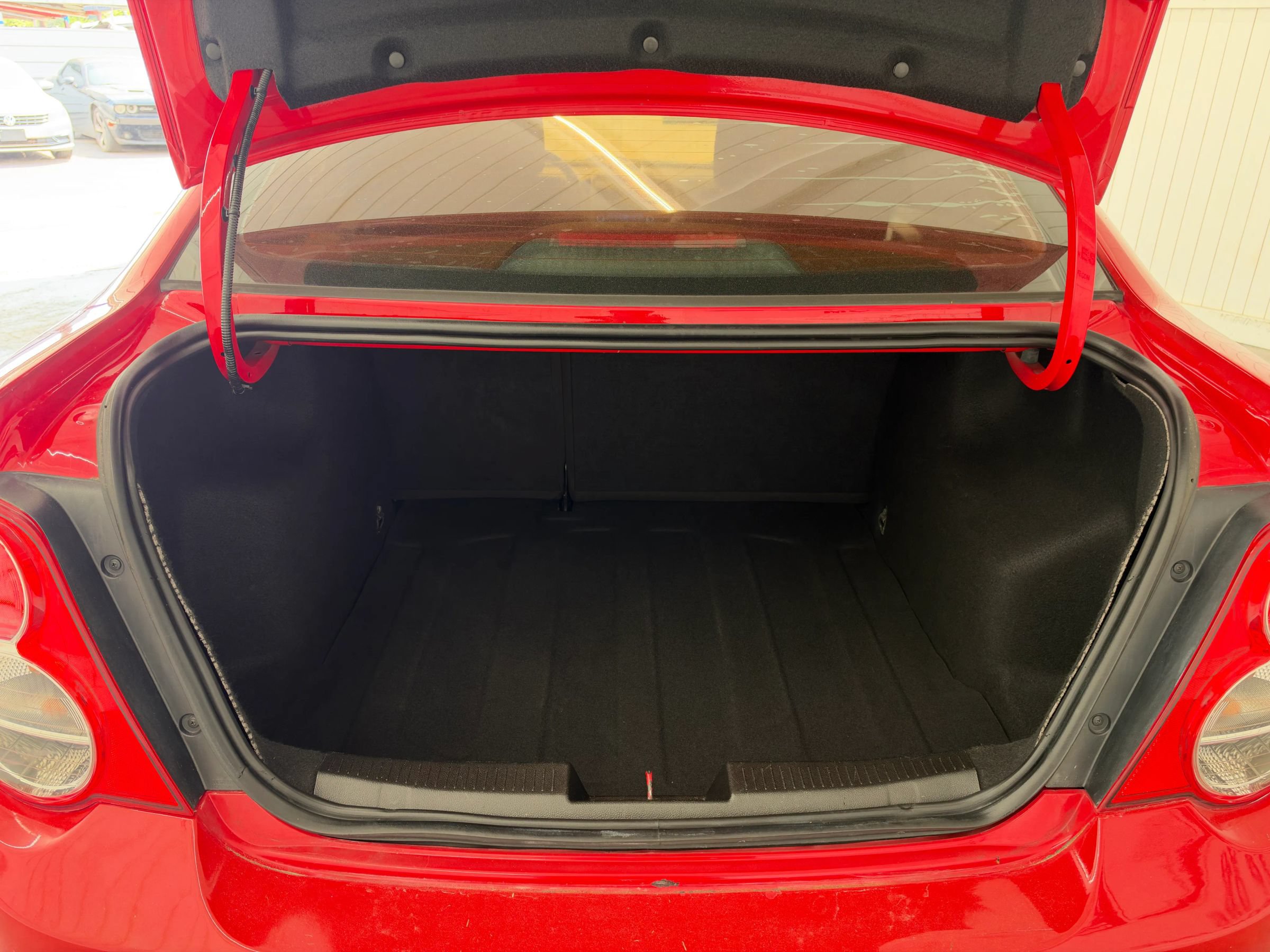 Used 2015 Chevrolet Sonic LT FWD image 13