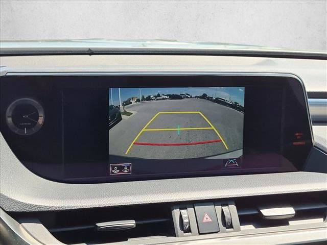 Used 2019 Lexus ES 350 F Sport w/ Accessory Package 2 FWD image 11