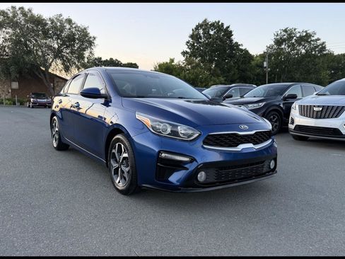 Used 2019 Kia Forte LXS FWD image 1