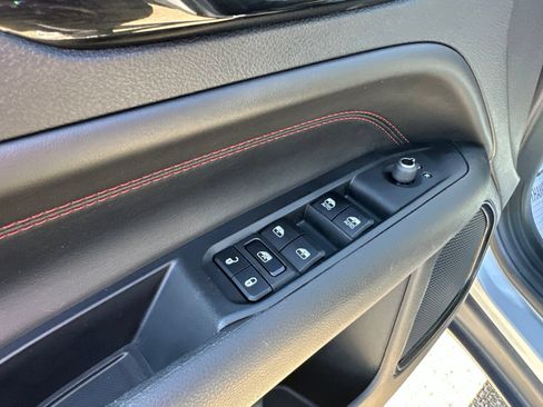 Used 2024 Jeep Compass Trailhawk AWD/4WD image 19