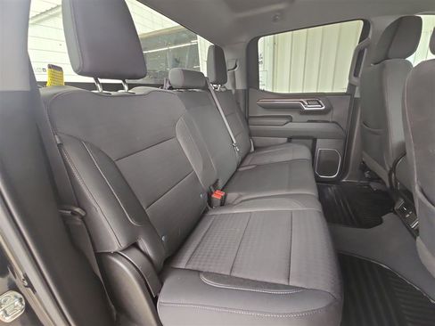 Used 2023 Chevrolet Silverado 1500 RST w/ Z71 Off-Road Package AWD/4WD image 26