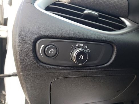 Used 2024 Chevrolet Malibu LT FWD image 29
