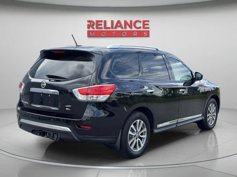 Used 2015 Nissan Pathfinder SL w/ Trailer Tow Package AWD/4WD image 7