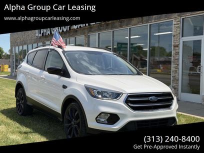 Used 2018 Ford Escape SE w/ SE Sport Appearance Package