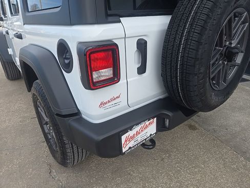 New 2026 Jeep Wrangler Unlimited Sport AWD/4WD image 19