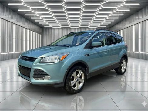 Used 2013 Ford Escape SE AWD/4WD image 1