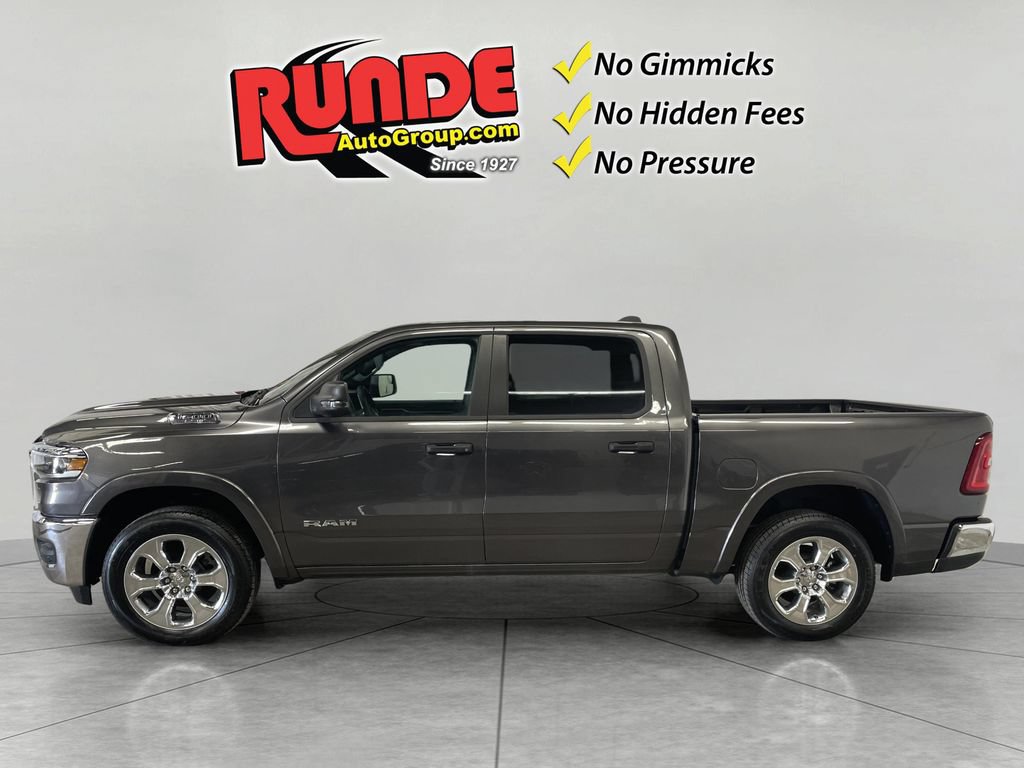 Used 2025 RAM 1500 Big Horn AWD/4WD image 2