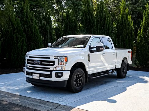 Used 2022 Ford F250 Lariat w/ Lariat Ultimate Package AWD/4WD image 5