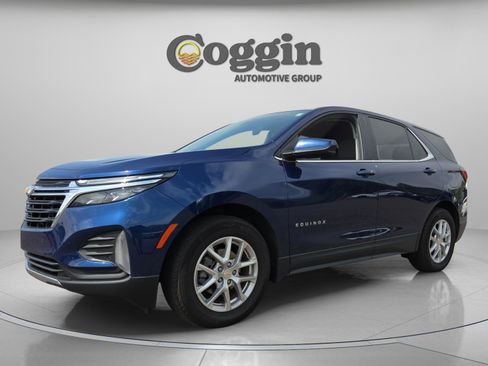 Used 2023 Chevrolet Equinox LT image 1