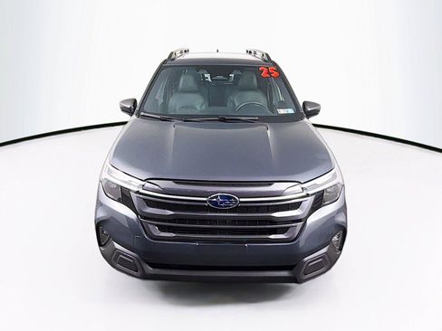 Used 2025 Subaru Forester Limited AWD/4WD image 13
