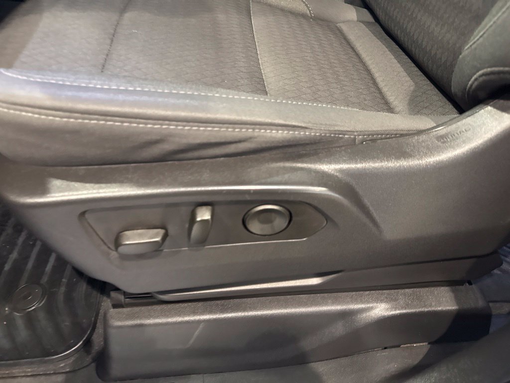Used 2023 GMC Sierra 1500 SLE AWD/4WD image 24