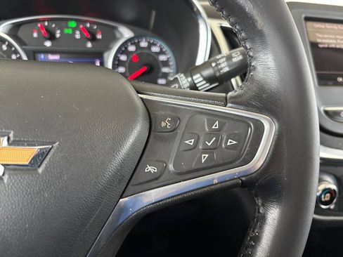 Used 2022 Chevrolet Equinox LT FWD image 32