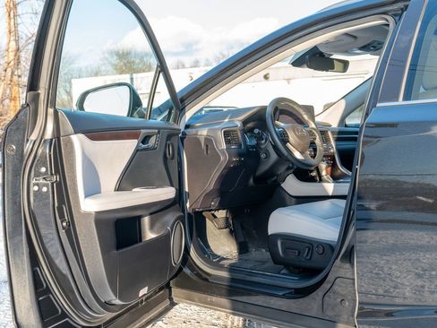 Used 2022 Lexus RX 450h AWD w/ Premium Package image 11