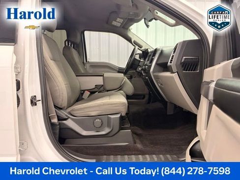 Used 2015 Ford F150 XLT AWD/4WD image 11