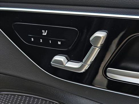 Used 2026 Mercedes-Benz C 300 4MATIC Sedan image 5