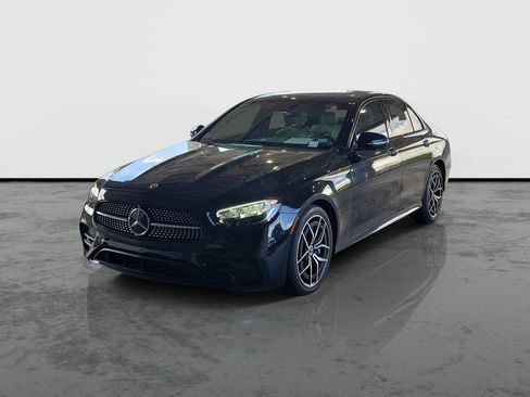 Used 2022 Mercedes-Benz E 350 Sedan image 4