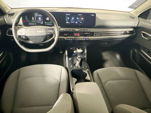 Used 2025 Kia K4 FWD image 30