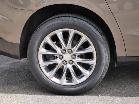 Used 2020 Buick Enclave Premium w/ Sun and Sites Package image 11