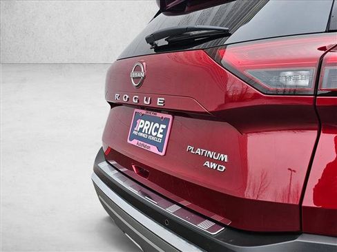 Used 2023 Nissan Rogue Platinum w/ Platinum Premium Package image 12