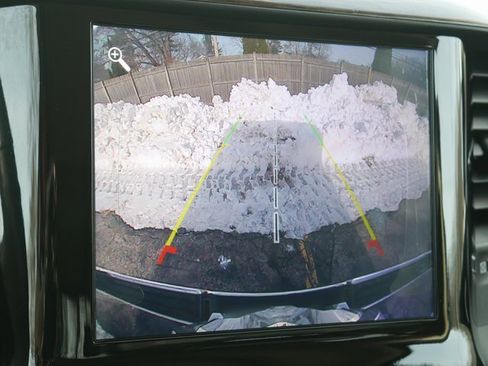 Used 2019 RAM 1500 Laramie image 17