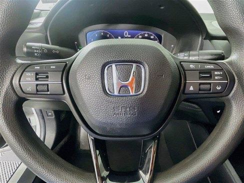 Used 2025 Honda Accord SE image 13