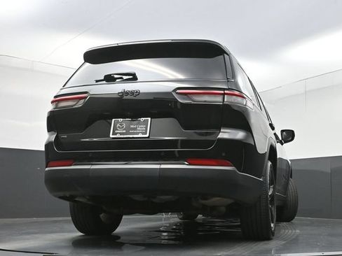 Used 2021 Jeep Grand Cherokee L Laredo RWD image 34