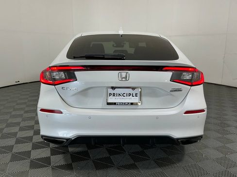 Used 2022 Honda Civic Sport Touring image 6
