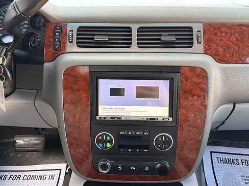 Used 2008 Chevrolet Silverado 2500 LTZ w/ Safety Package AWD/4WD image 20