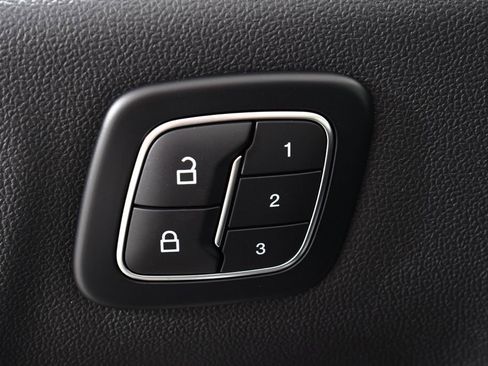 New 2025 Ford Escape SE w/ PHEV Premium Package image 24