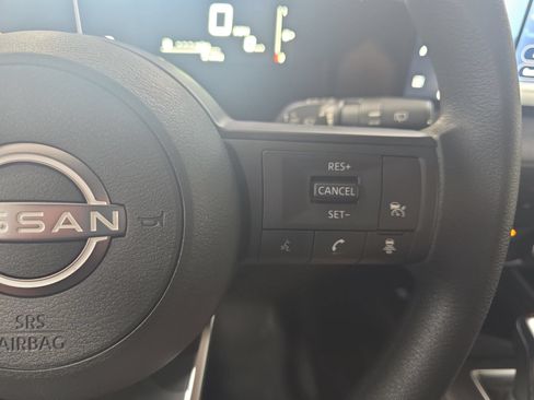 New 2027 Nissan Kicks S FWD image 17