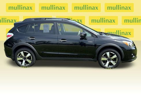 Used 2015 Subaru Crosstrek Touring AWD/4WD image 2