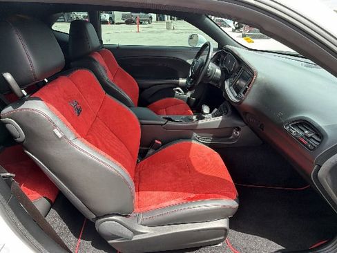 Used 2023 Dodge Challenger R/T Scat Pack RWD image 31
