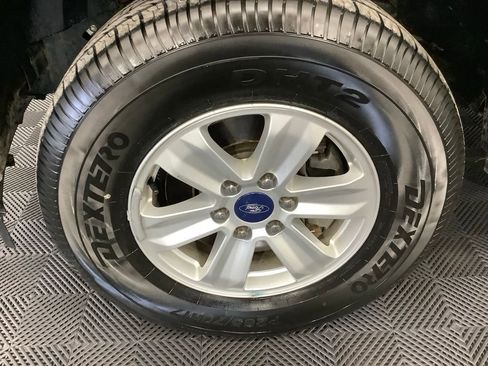 Used 2017 Ford F150 XL w/ Equipment Group 101A Mid image 2