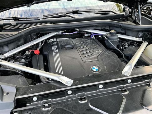 Used 2022 BMW X5 xDrive40i AWD/4WD image 35