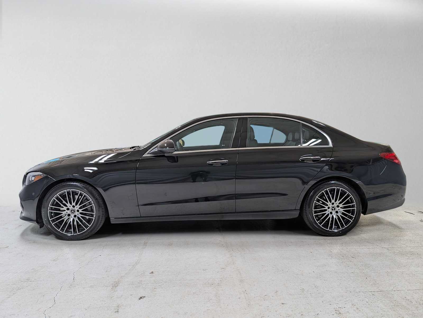 Certified 2026 Mercedes-Benz C 300 4MATIC Sedan image 6