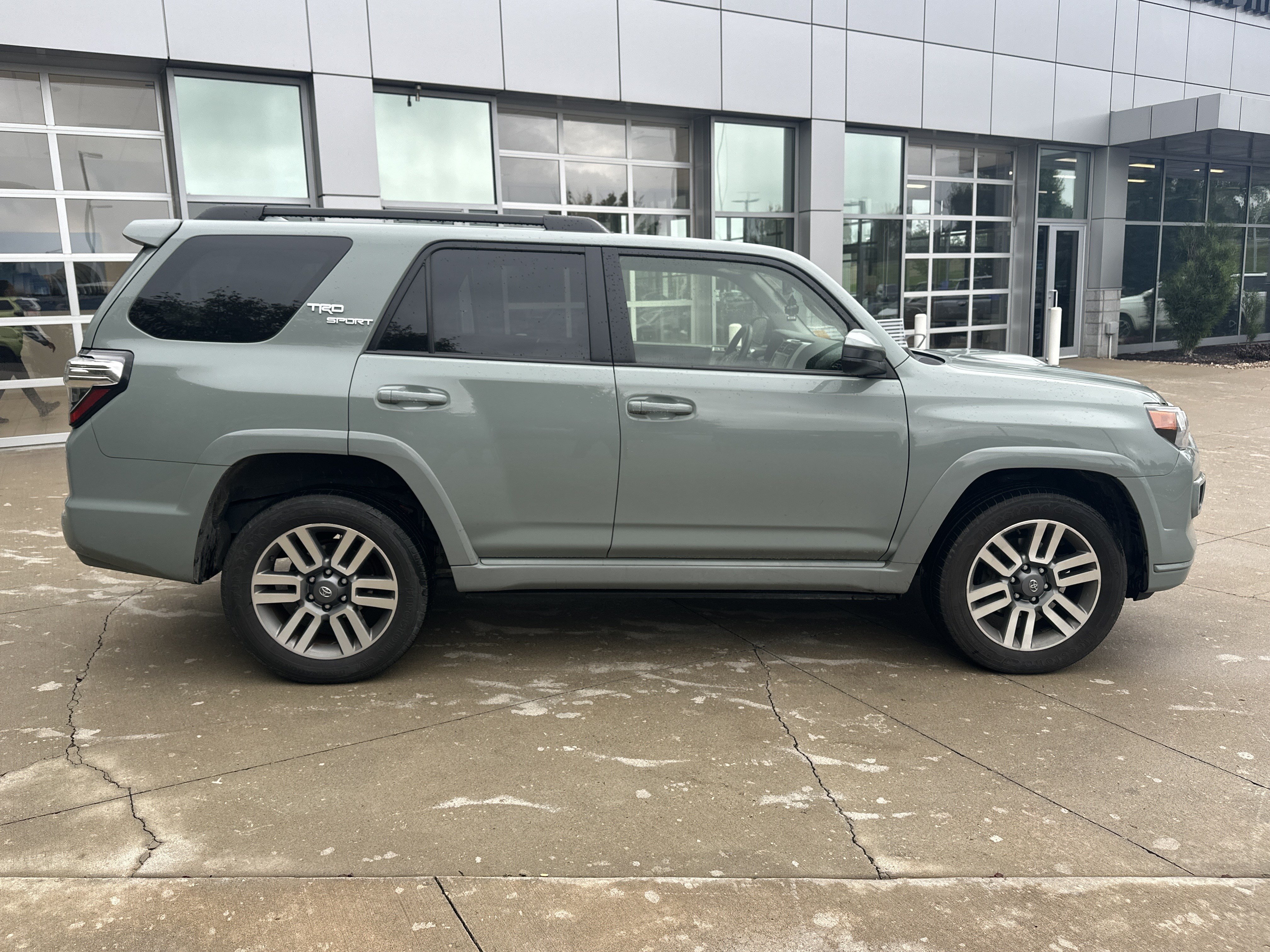 Used 2023 Toyota 4Runner TRD Sport AWD/4WD image 6
