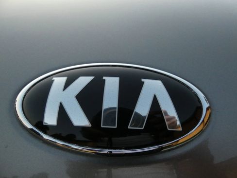 Used 2018 Kia Soul EV image 63