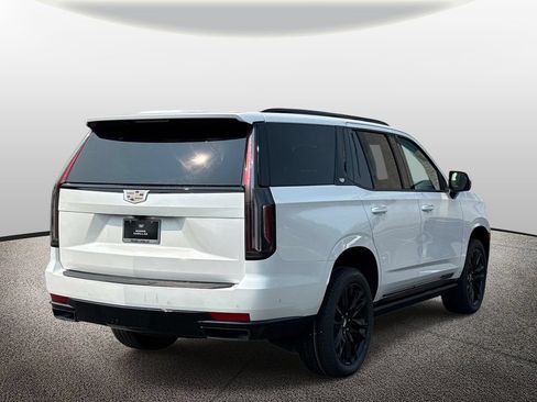 Used 2023 Cadillac Escalade Sport Platinum AWD/4WD image 2