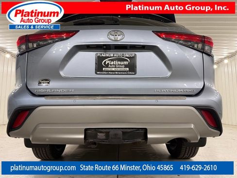 Used 2023 Toyota Highlander Platinum AWD/4WD image 62